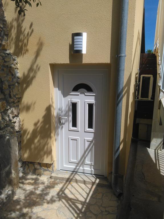 Holiday Home Ljubicic Baška Esterno foto